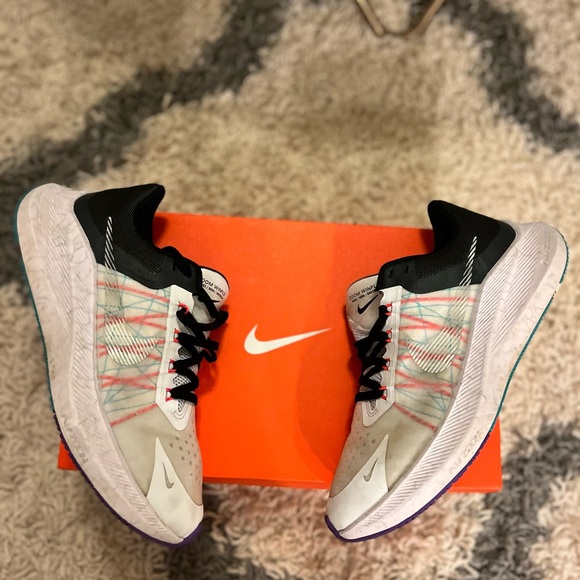 💫 LIKE NEW Nike Winflo 8 running sneakers/tennis shoes - Picture 4 of 14